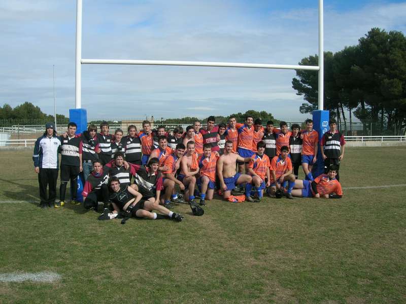 El Gigantes sucumbe ante el Universitario de Zaragoza en un choque excesivamente desnivelado.